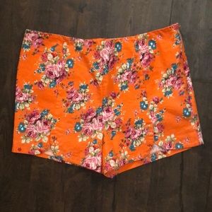 Orange Floral shorts🍊💐